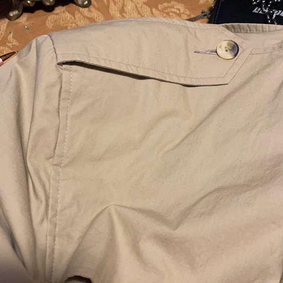 Used rain coat size L - Picture 3 of 16